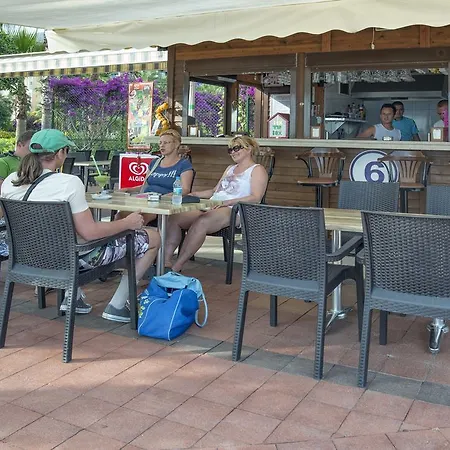 Lejlighedshotel Riviera 4*