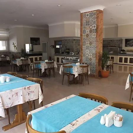 Riviera Lejlighedshotel